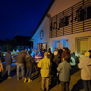 fb3e193b-fcee-48d3-bde9-c66d33ac73ef